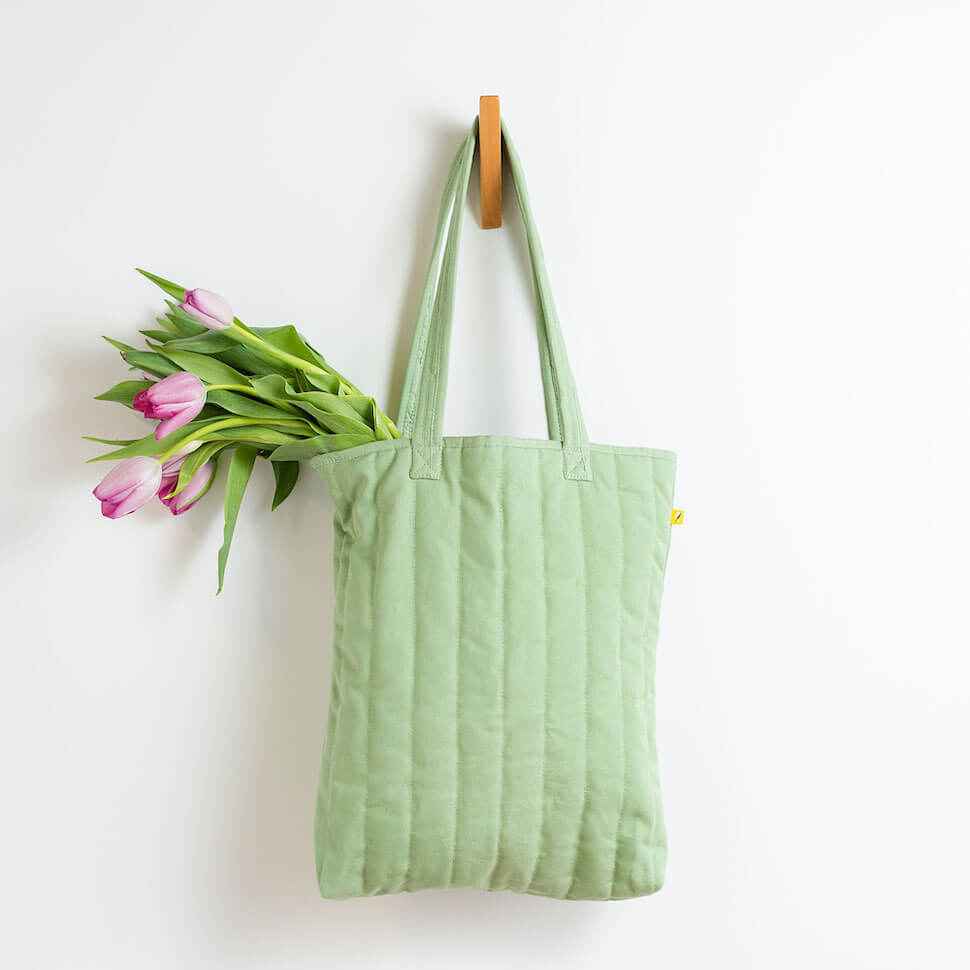 Tote bag green moss matcha puffer puffy quilted