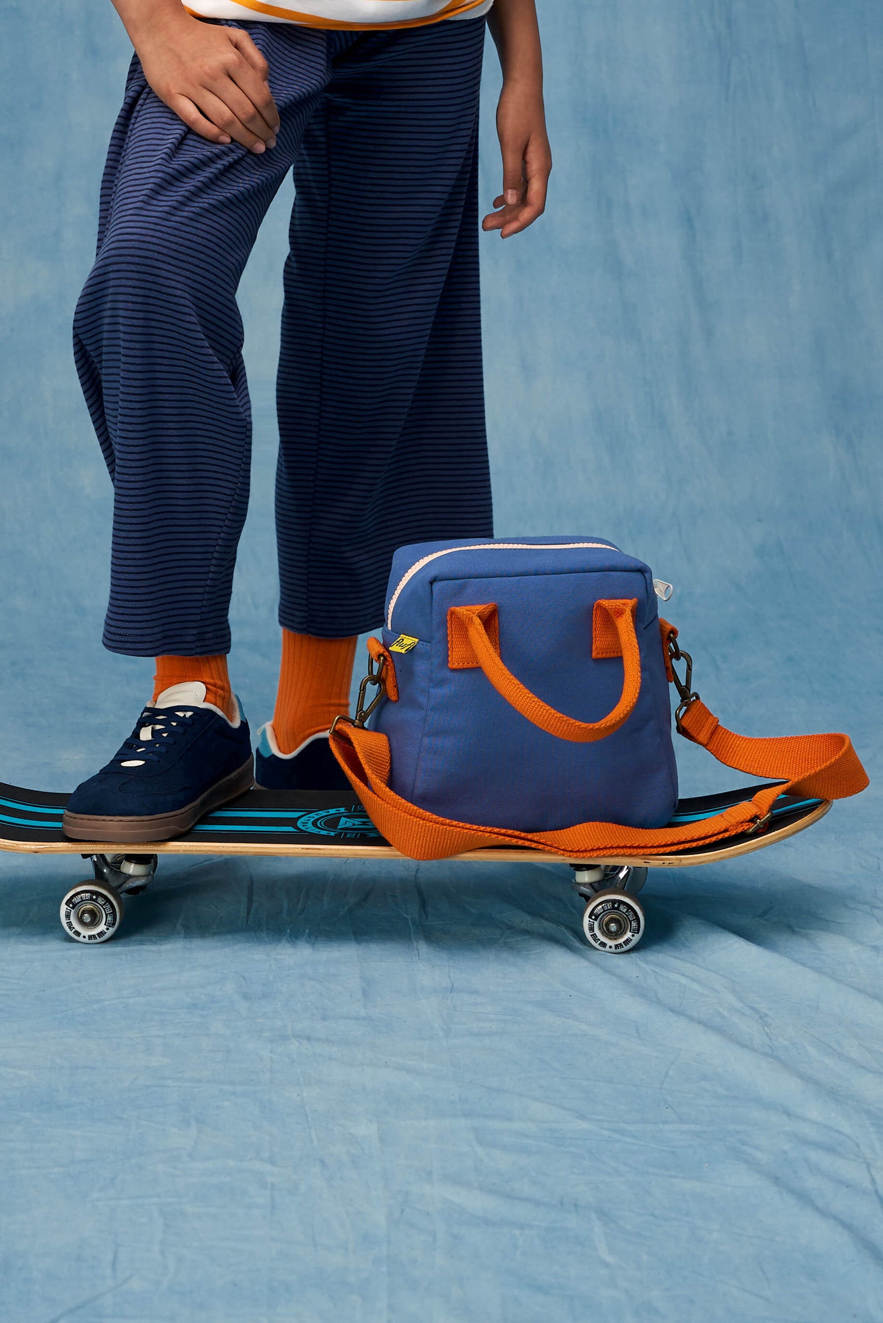 Lunch Clutch - Cobalt