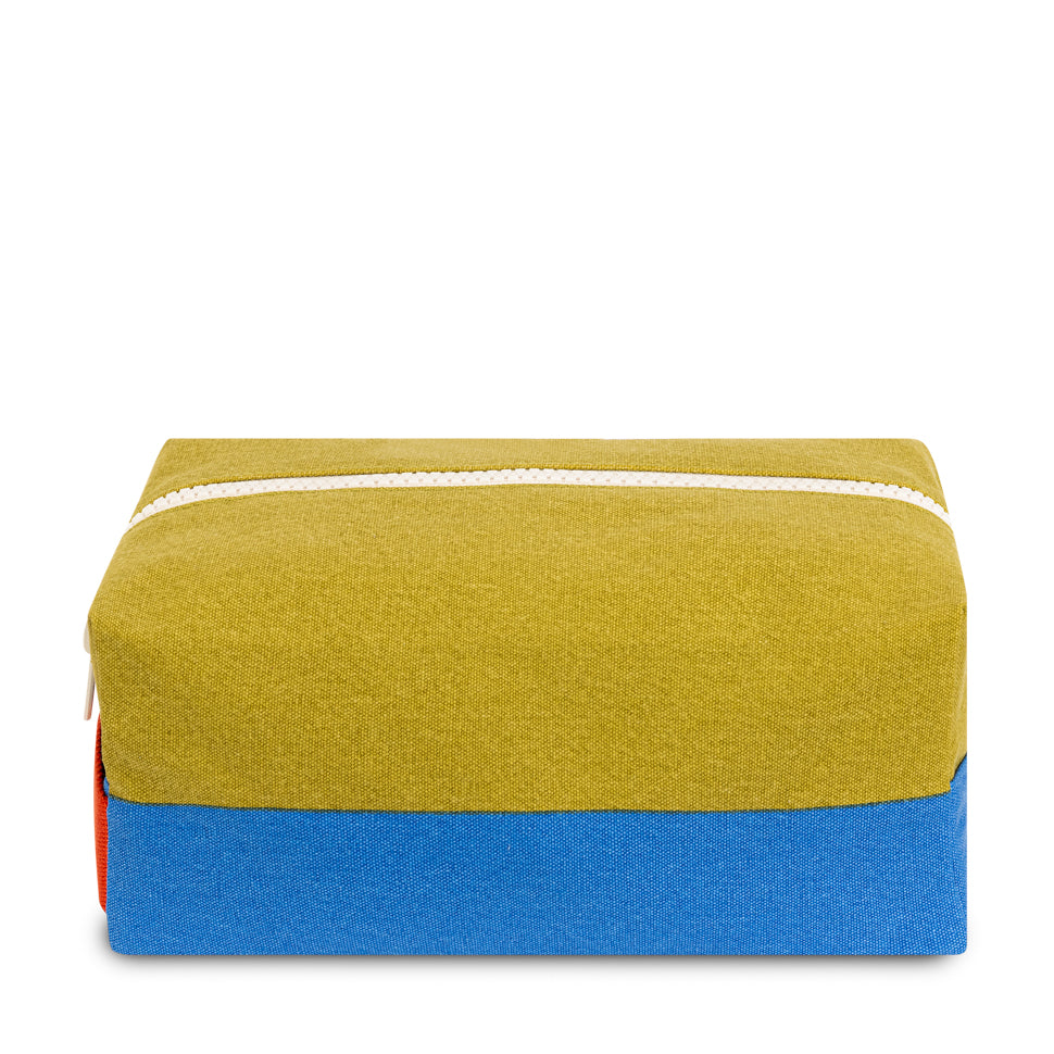 Organic cotton travel kit in blue and green colourblock
