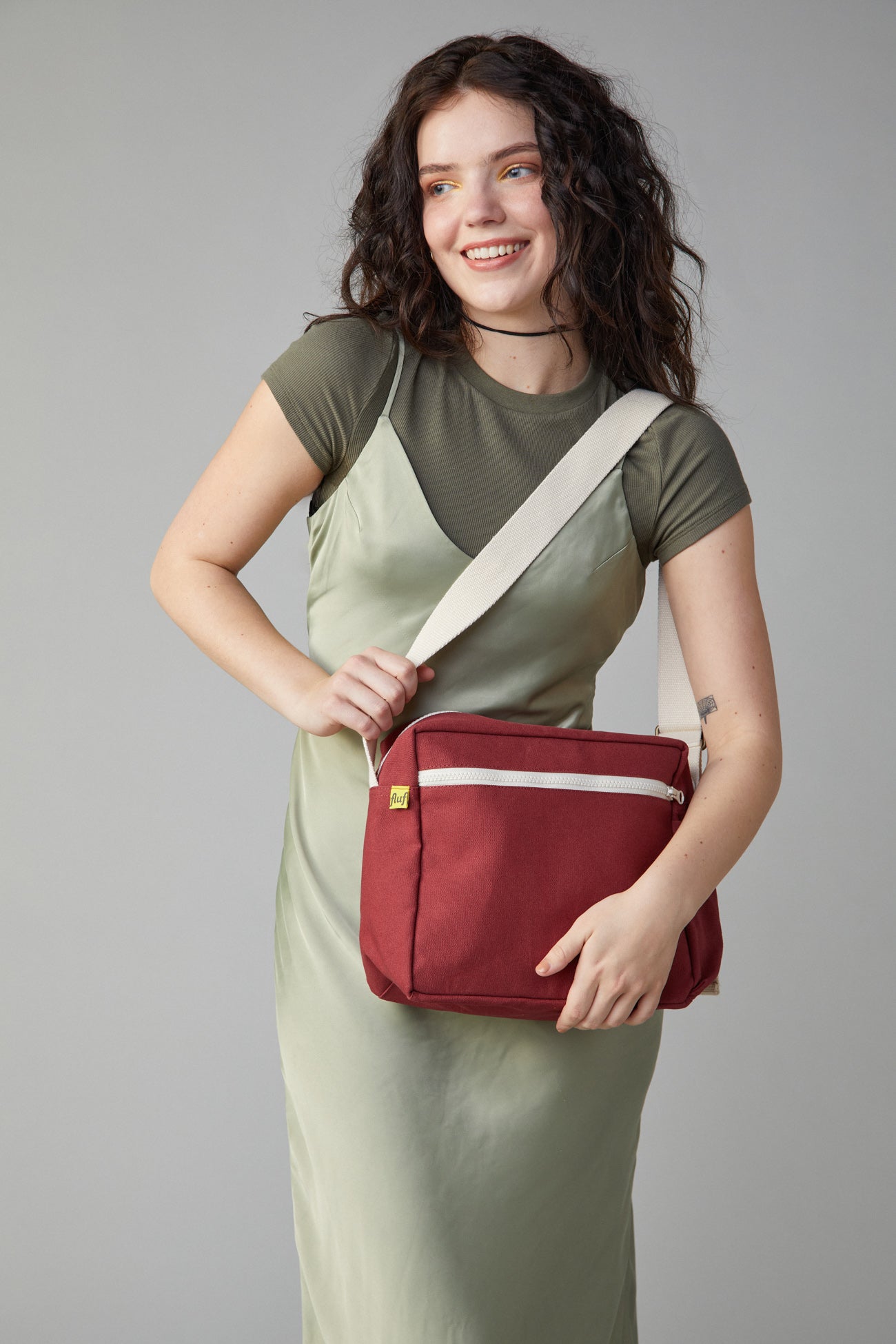 Crossbody - Vintage Burgundy